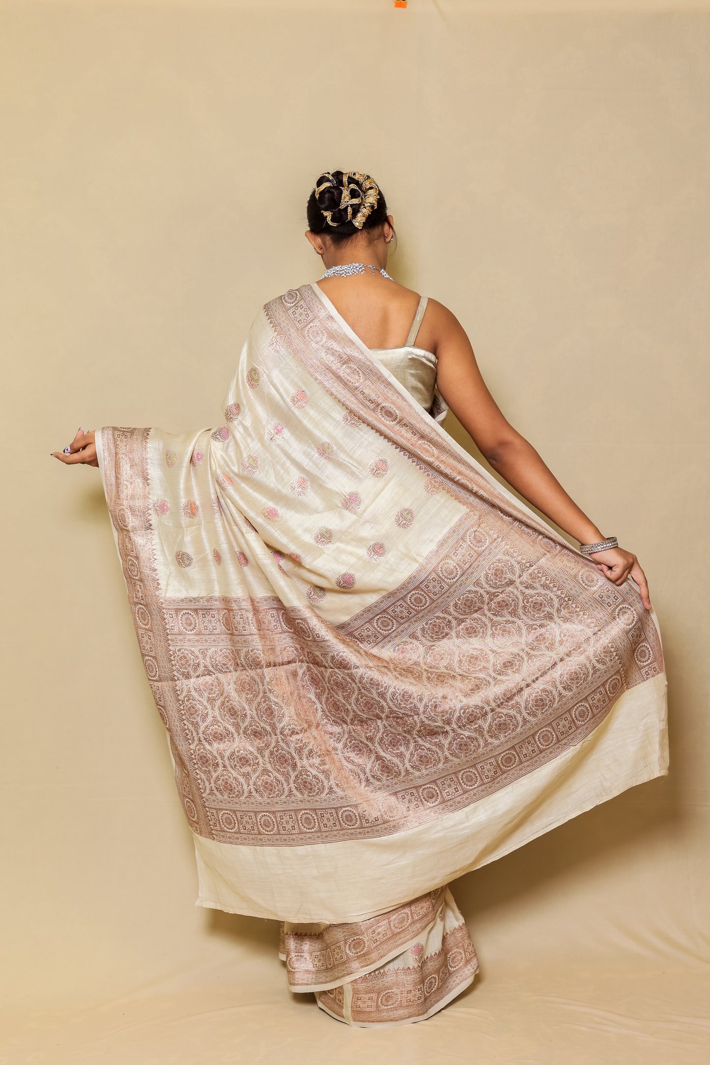 Light Skin Cream Pure Minakari Monga Silk Saree