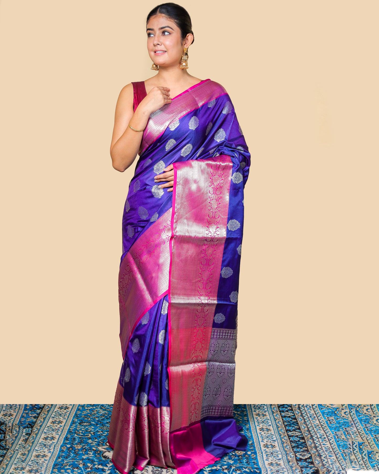 Royal Banarasi Silk in kanjiwaram style Saree in contrast colour