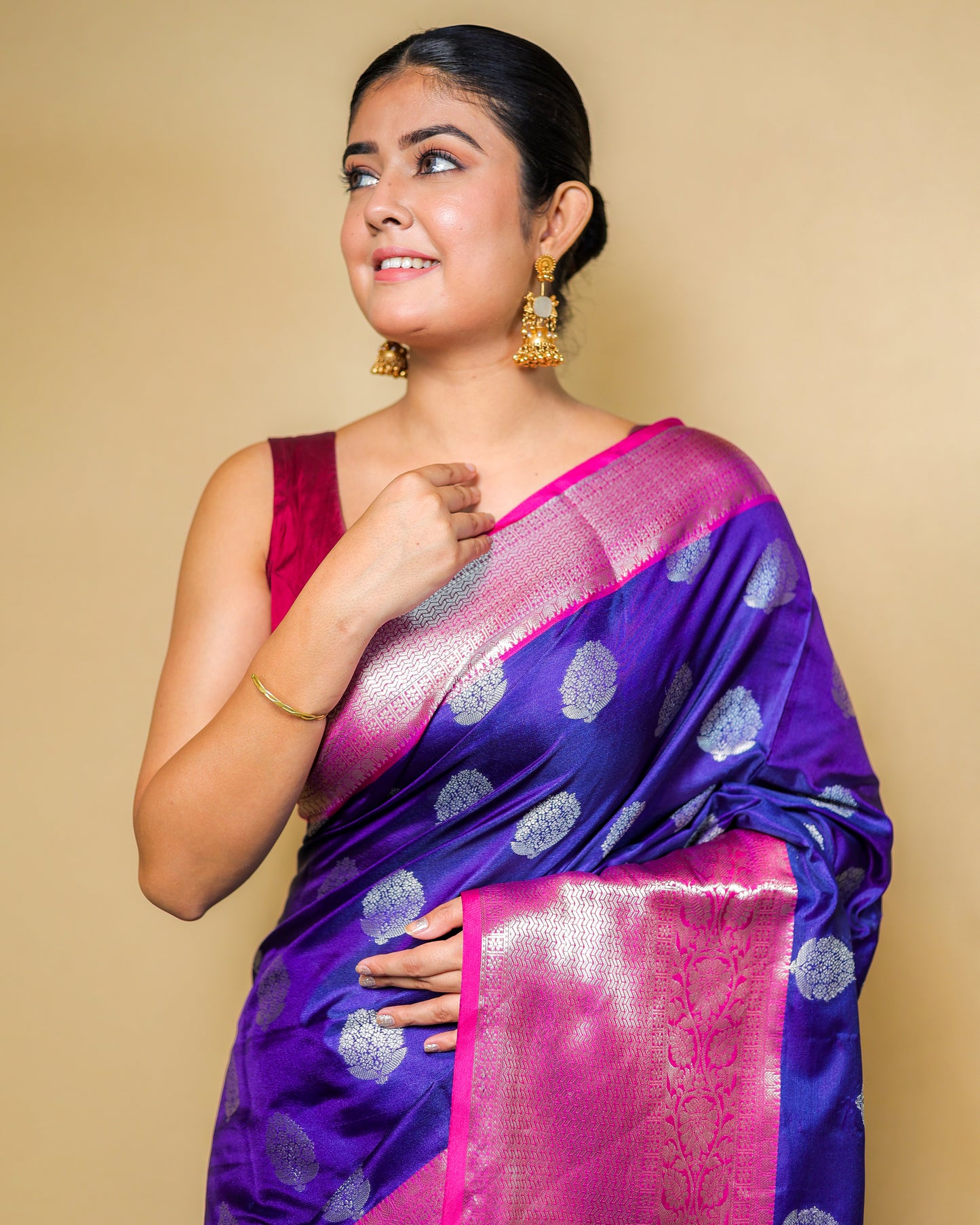 Royal Banarasi Silk in kanjiwaram style Saree in contrast colour