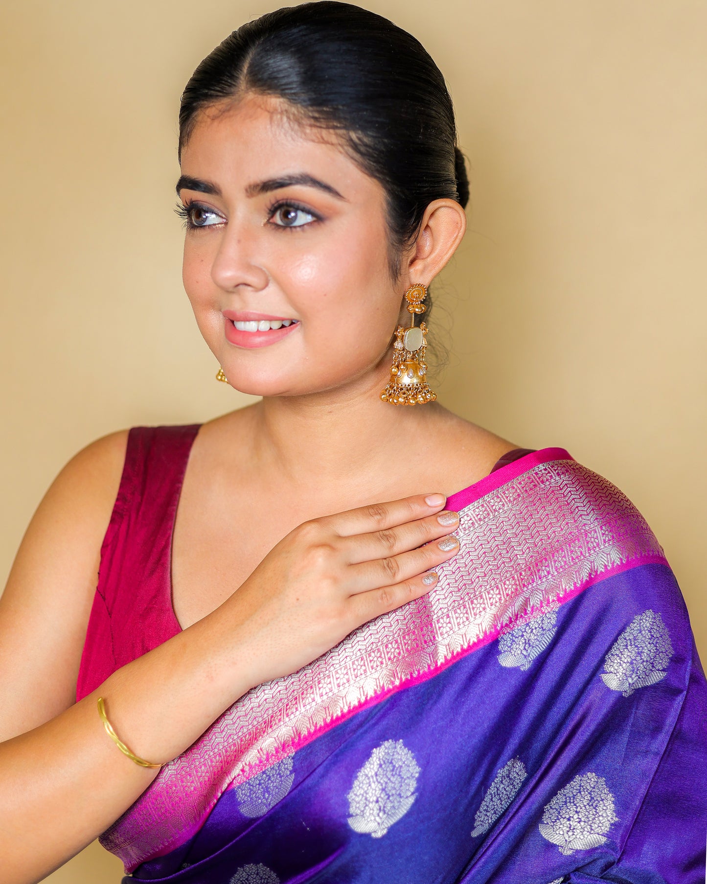 Royal Banarasi Silk in kanjiwaram style Saree in contrast colour