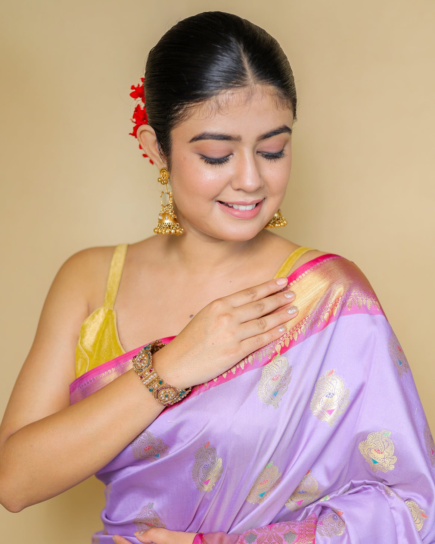 Pure Katan Silk Banarasi Saree – Lavender with Contrast Red Border & Golden Zari