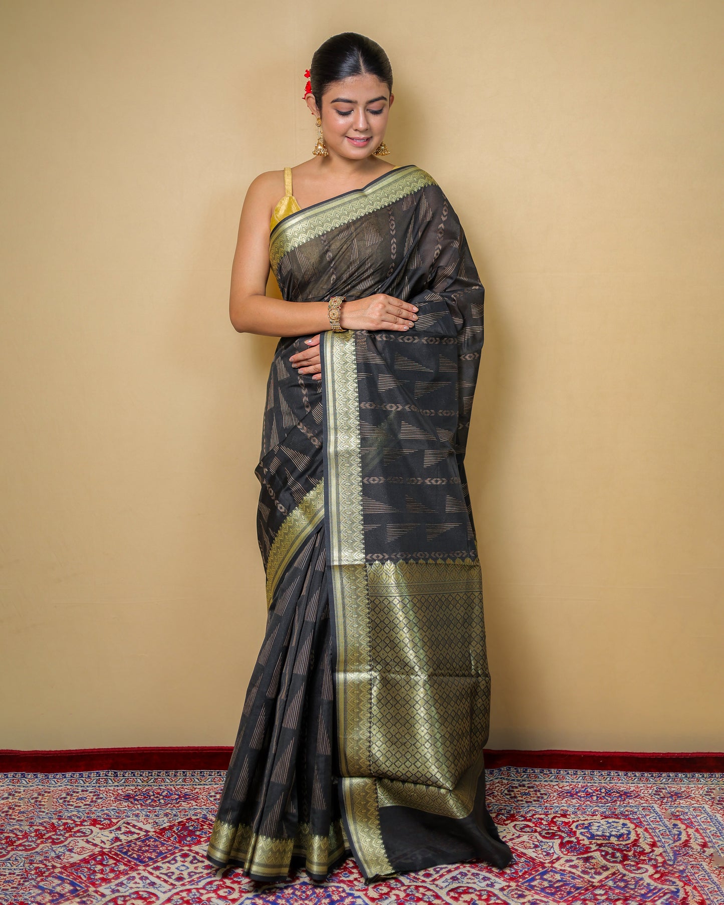 Elegant Black & Gold Woven Silk Saree with Blouse Piece – 6m Saree + 2m Blouse