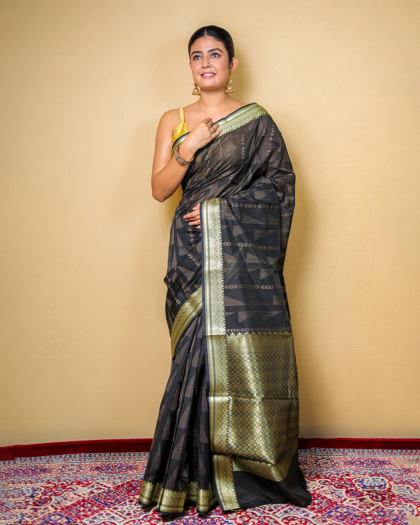 Elegant Black & Gold Woven Silk Saree with Blouse Piece – 6m Saree + 2m Blouse