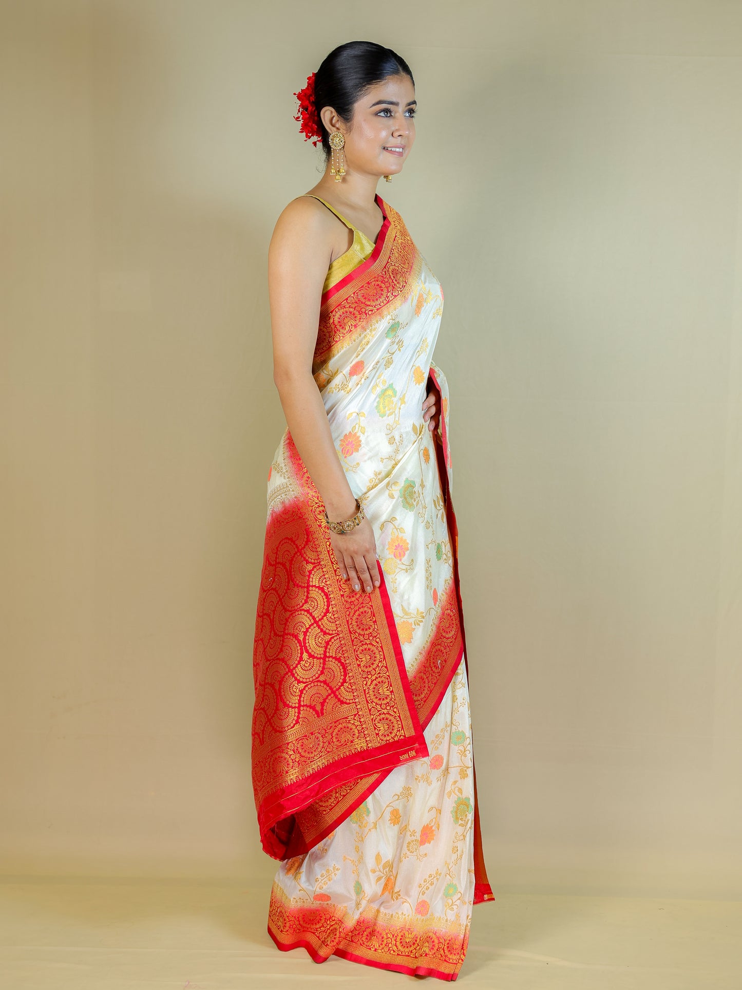 White Silk Blend Saree with Multicolor Floral Design & Red Zari Border – Festive Wear