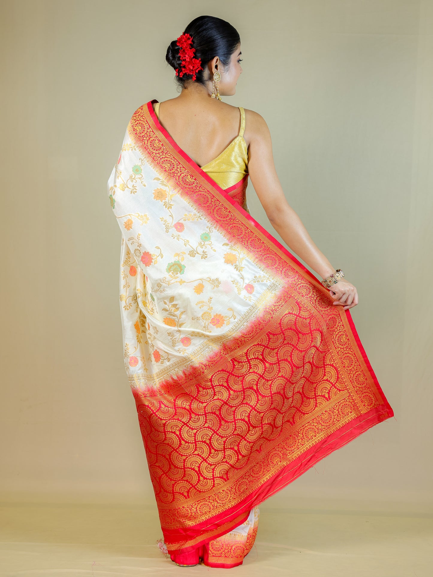 White Silk Blend Saree with Multicolor Floral Design & Red Zari Border – Festive Wear