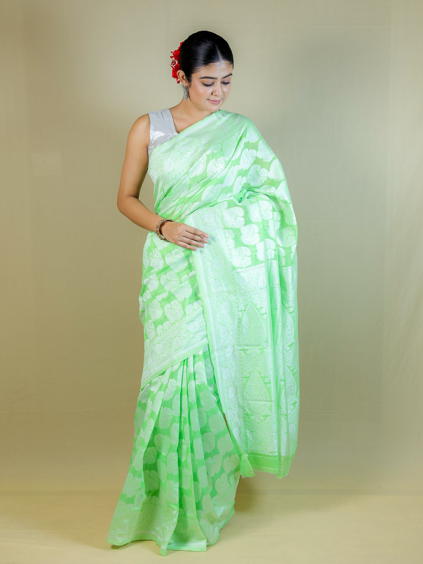 Elegant Green Cotton Saree with Blouse Piece – Daily & Festive Wear
