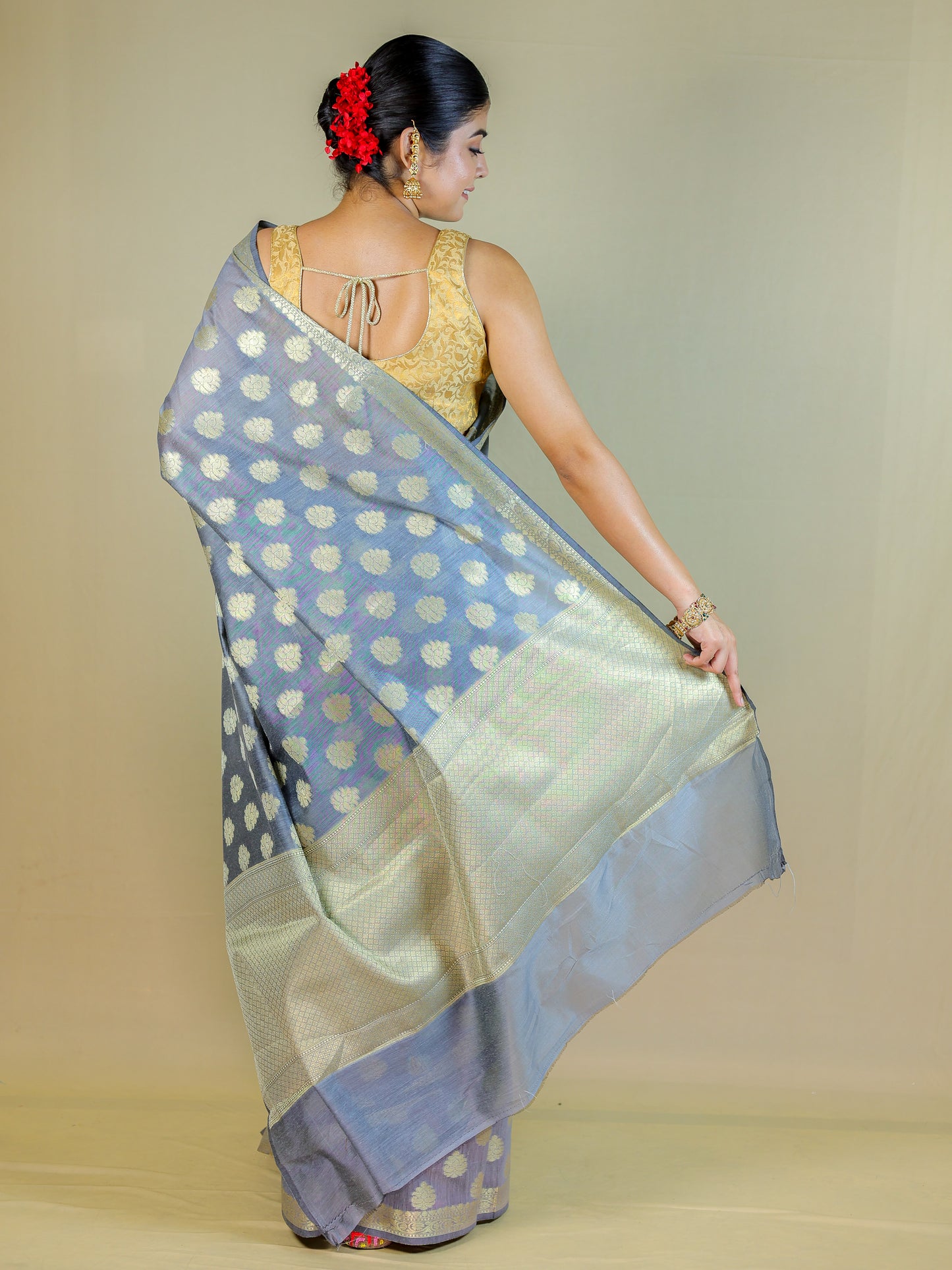 Elegant Grey Banarasi Silk Saree with Golden Zari Work & Blouse Piece