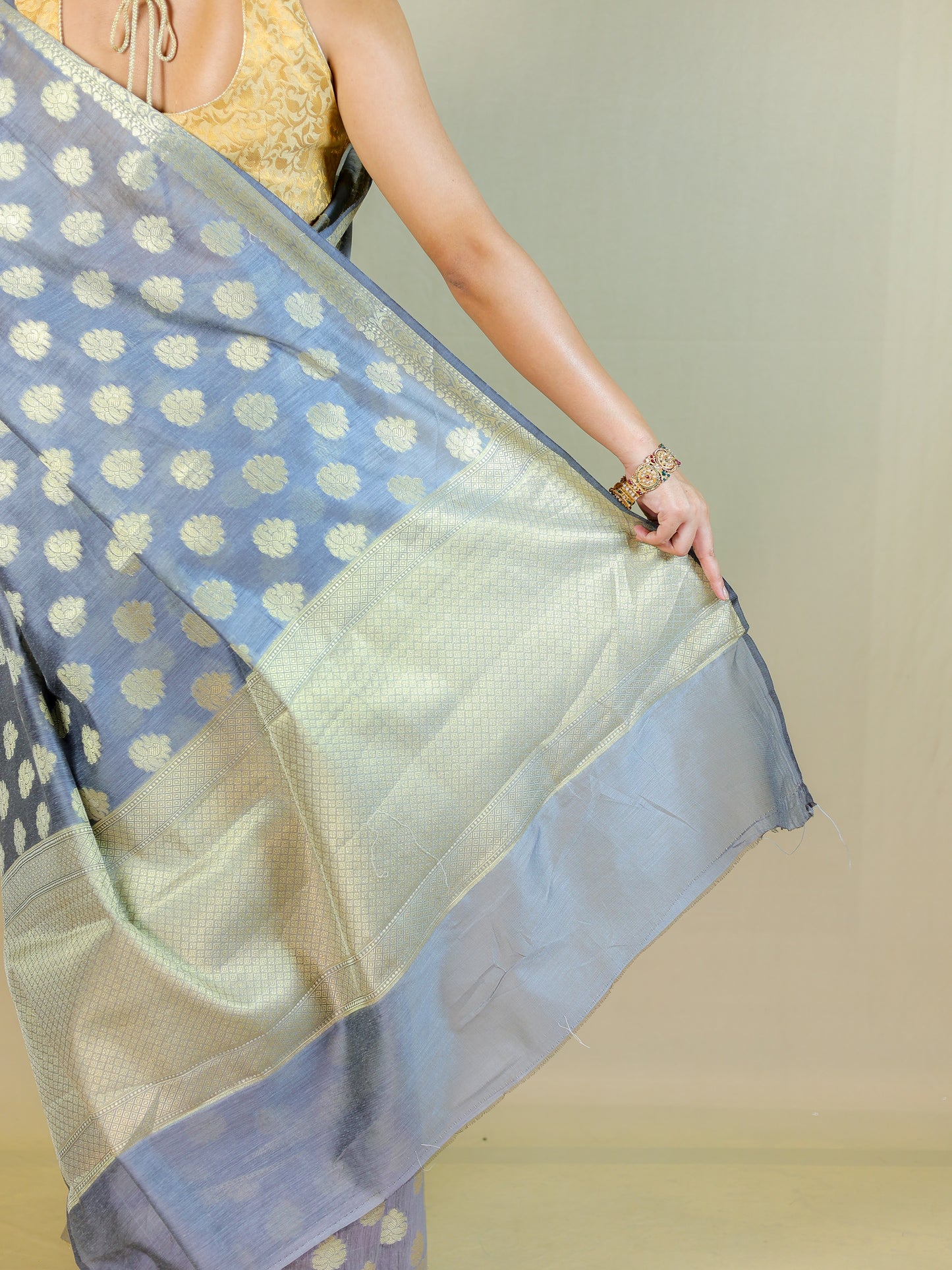 Elegant Grey Banarasi Silk Saree with Golden Zari Work & Blouse Piece