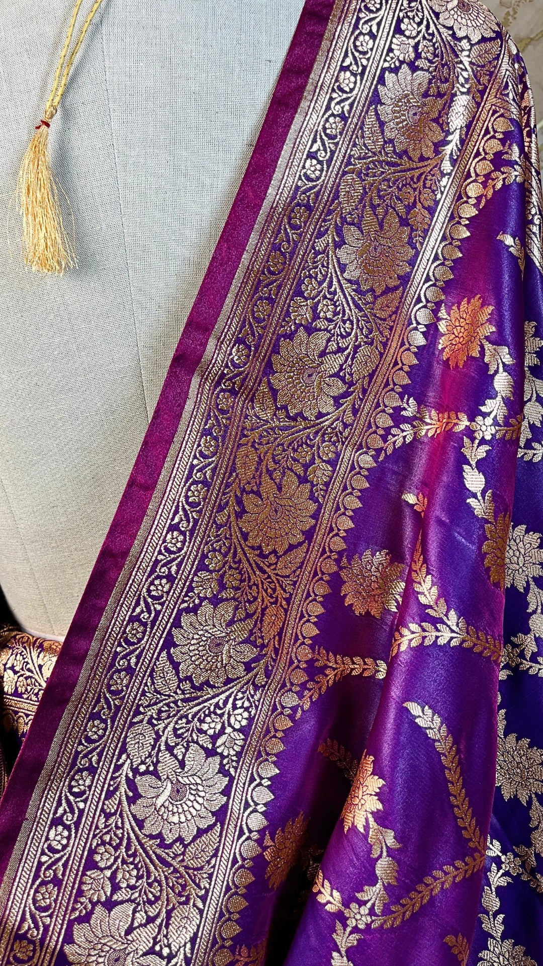 Majestic Purple & Gold Silk Saree - Banarasi Brocade Weave