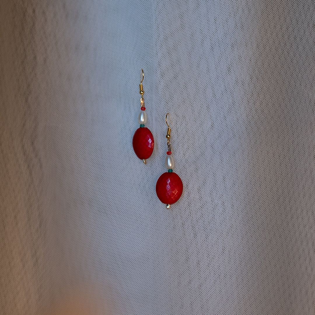Glass Pearl & Red Acrylic Flat Shape Earrings – Diamond Pattern Design