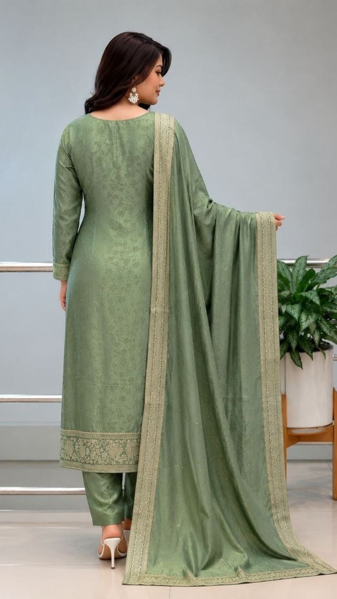 Women’s Designer Tissue Suit Set with Handwork Neck