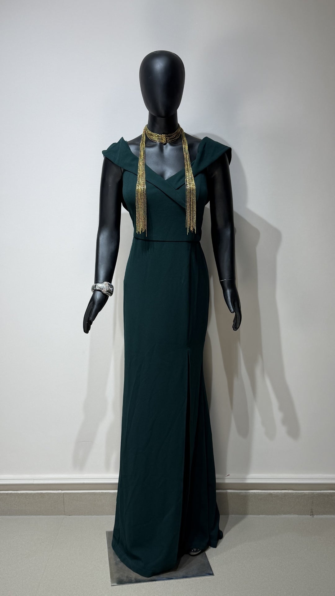 Women's Elegant High-Slit Maxi Dress - Emerald Green