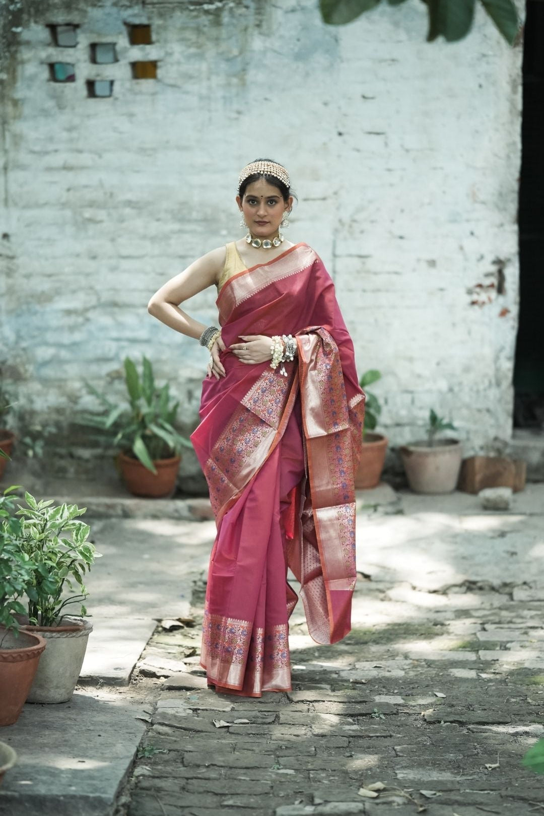 Cotton Jamdani Plain Saree – Rani Pink with Multicolor Meenakari Pallu