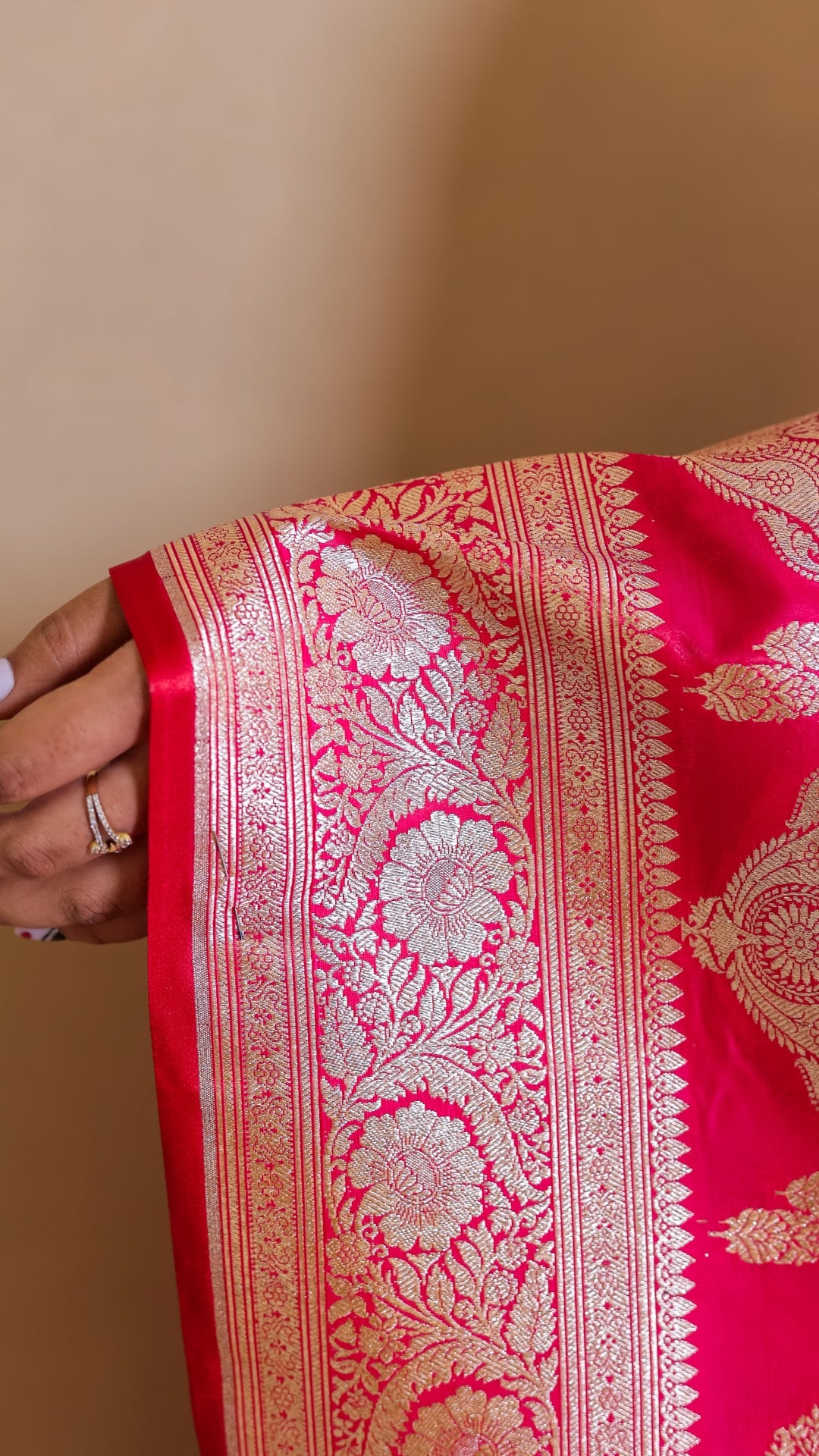 Gulabi Banarasi Katan Silk Saree