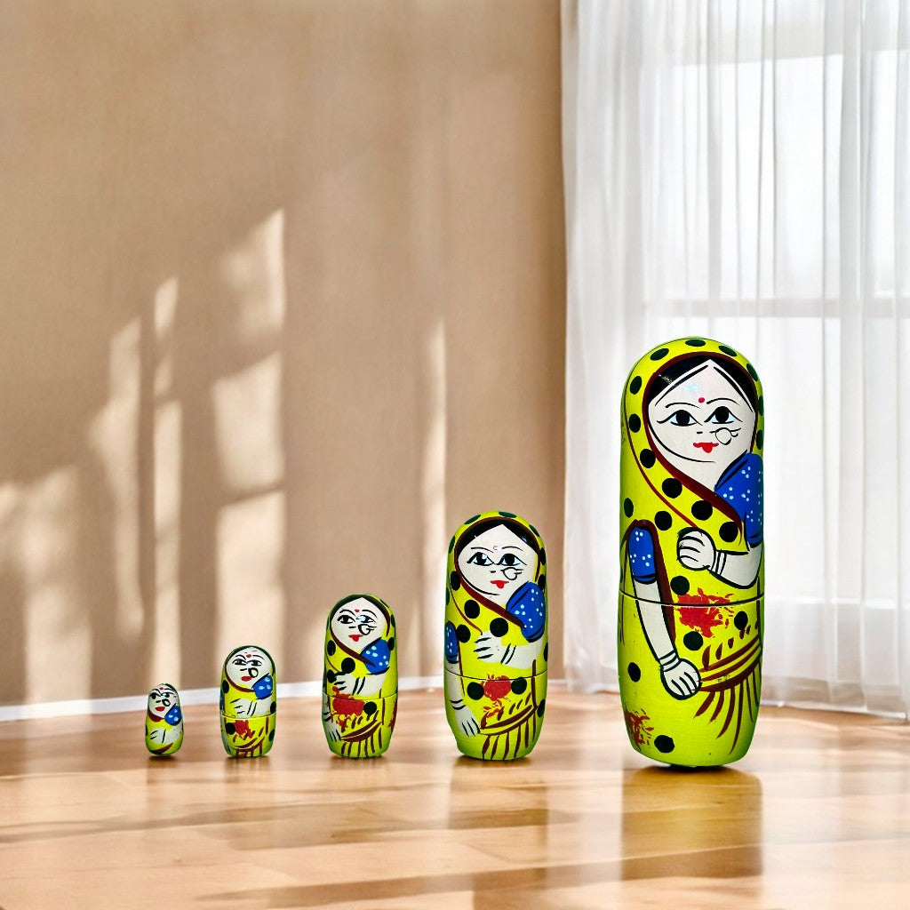 Wooden Handicraft Nesting Doll - Set of 5