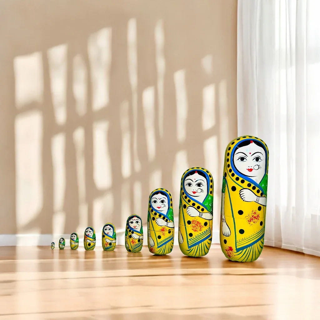 Wooden Handicraft Nesting Doll - Set of 5