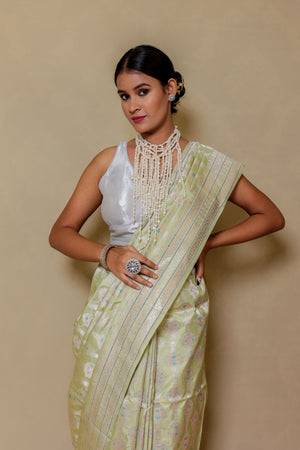 Cream Tissue Border Booty Pure Handloom Banarasi Saree