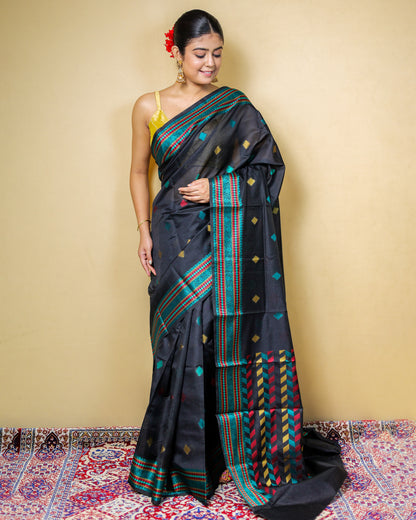 Mekhela Chador Raw Silk Saree With Multicolour Zari Weaving