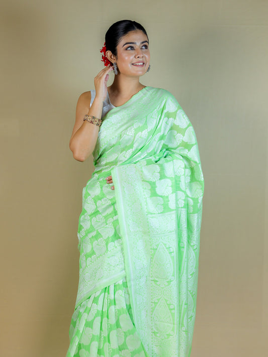 Elegant Green Cotton Saree with Blouse Piece – Daily & Festive Wear