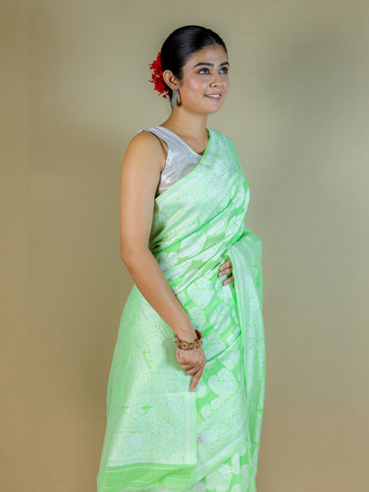 Elegant Green Cotton Saree with Blouse Piece – Daily & Festive Wear