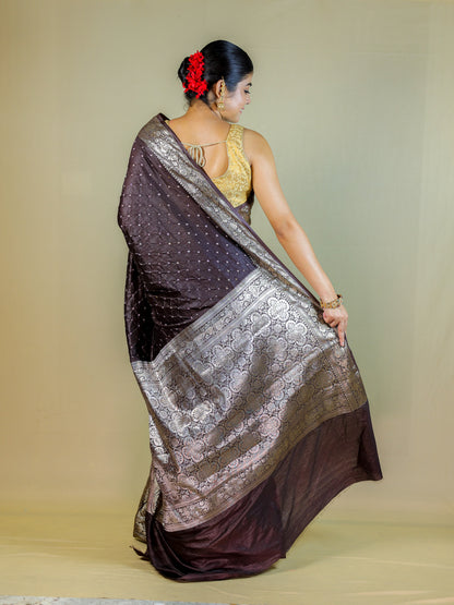 Designer Bandhani Banarasi Silk Saree with Rich Zari Border & Blouse Piece