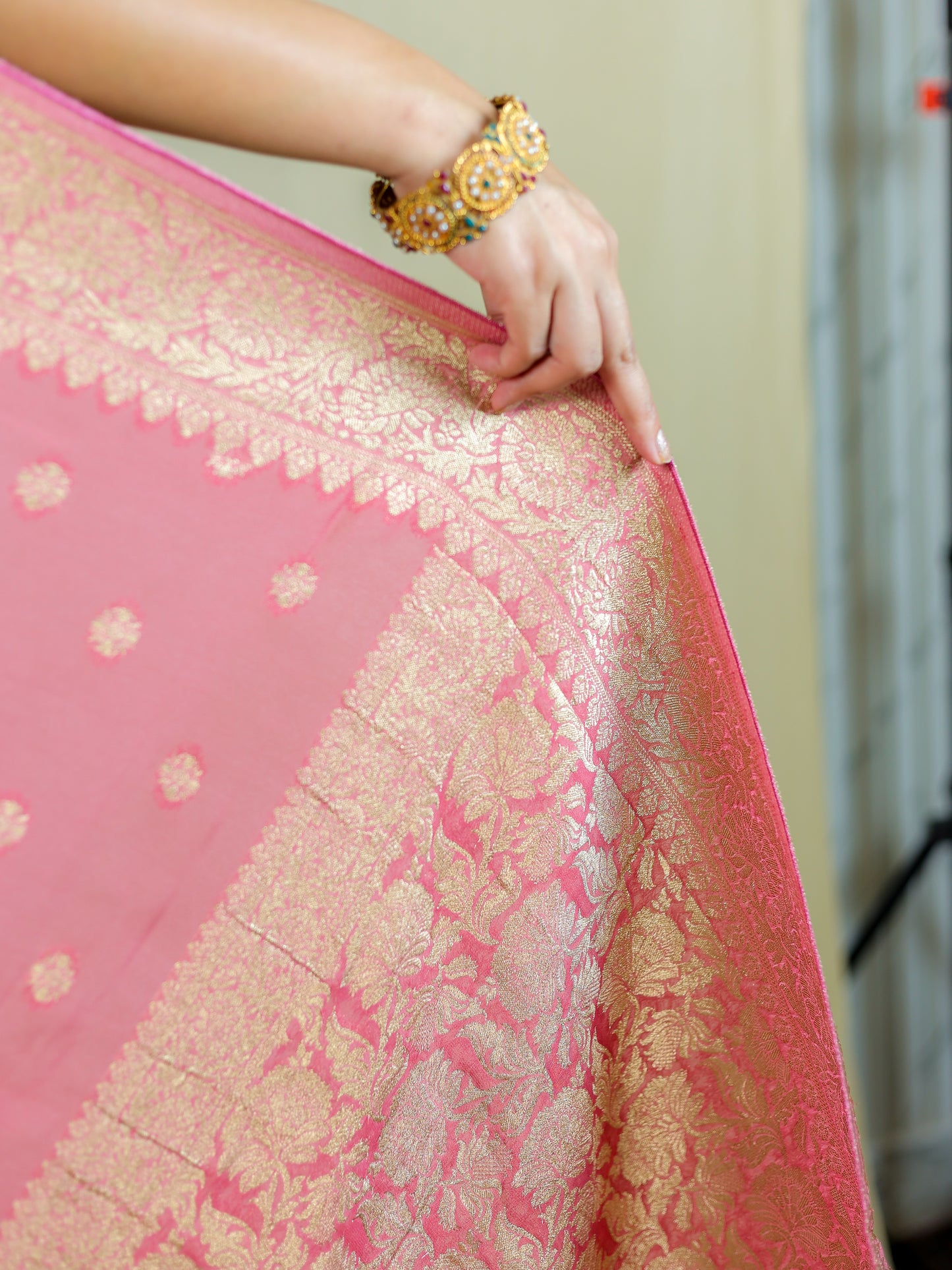 Pure Organza Banarasi Saree with Blouse Piece – Elegant Pink