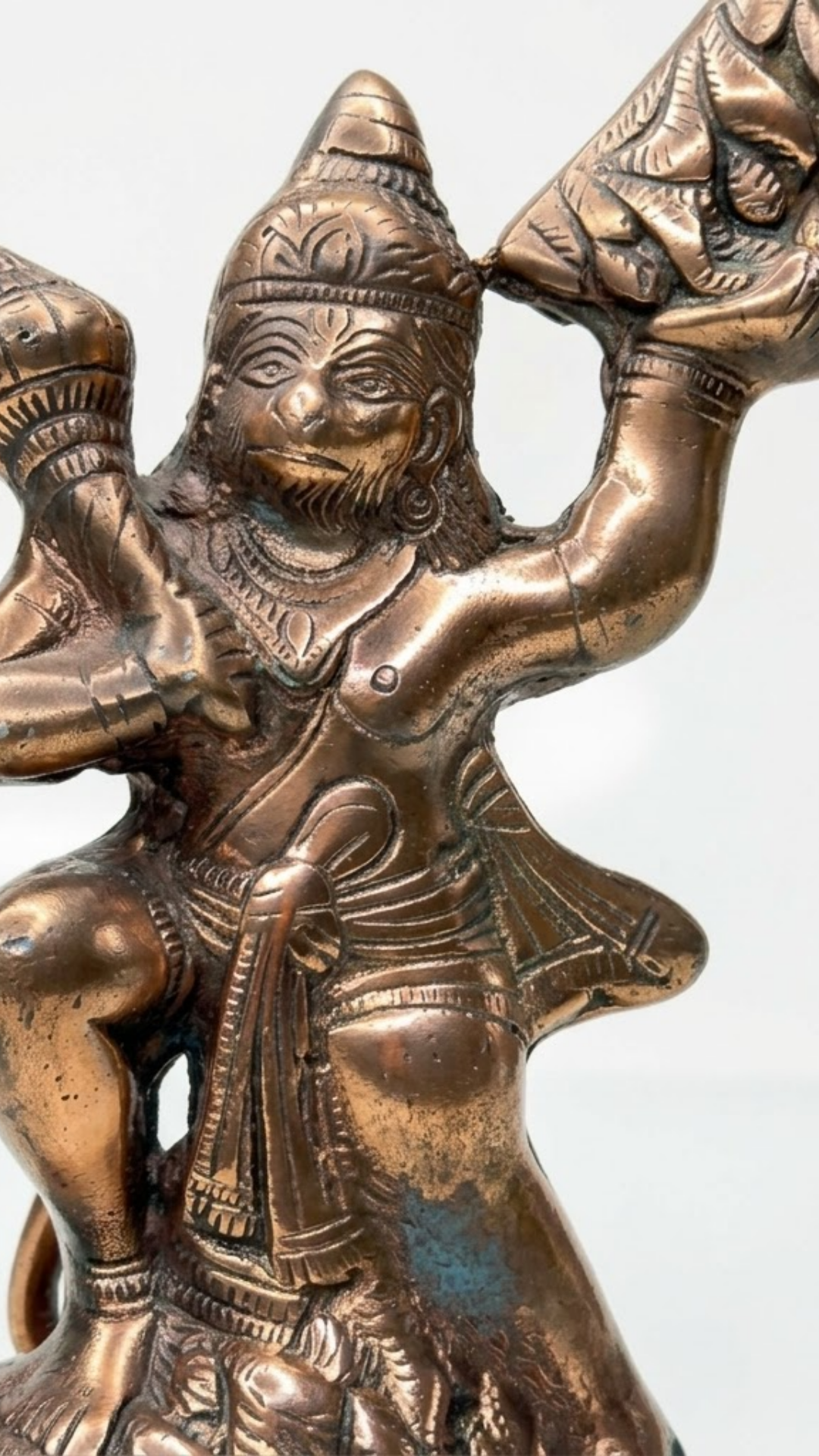 Antique Brass Lord Hanuman Idol – Powerful Bajrangbali Statue for Pooja & Home Décor