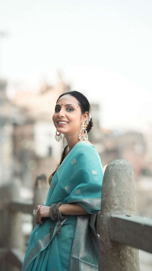 नीलेन नूर - कॉटन टिश्यू ज़री बूटी साड़ी