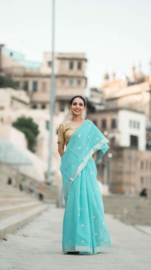 Nilen Noor – Cotton Tissue Zari Booti Saree