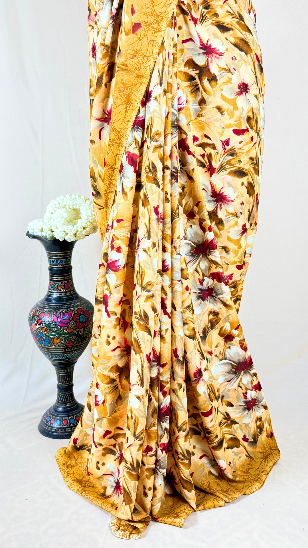 Folor Print Banarasi Georgette Saree (Yellow)