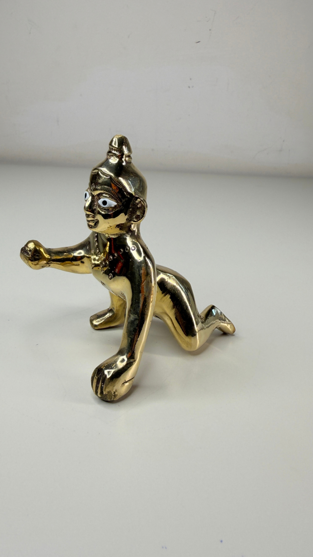 Premium Handcrafted Brass Laddu Gopal Idol – Crawling Bal Krishna Murti for Home Temple & Pooja