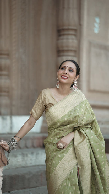 Banarashe Pure Silk Handloom Tanchoi Zari Booti Saree in Sage Green