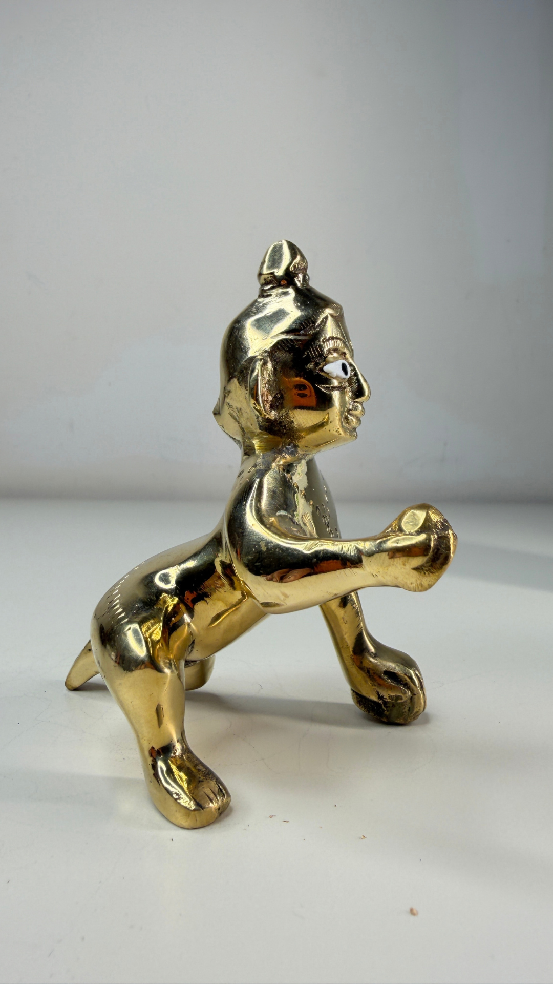 Premium Handcrafted Brass Laddu Gopal Idol – Crawling Bal Krishna Murti for Home Temple & Pooja
