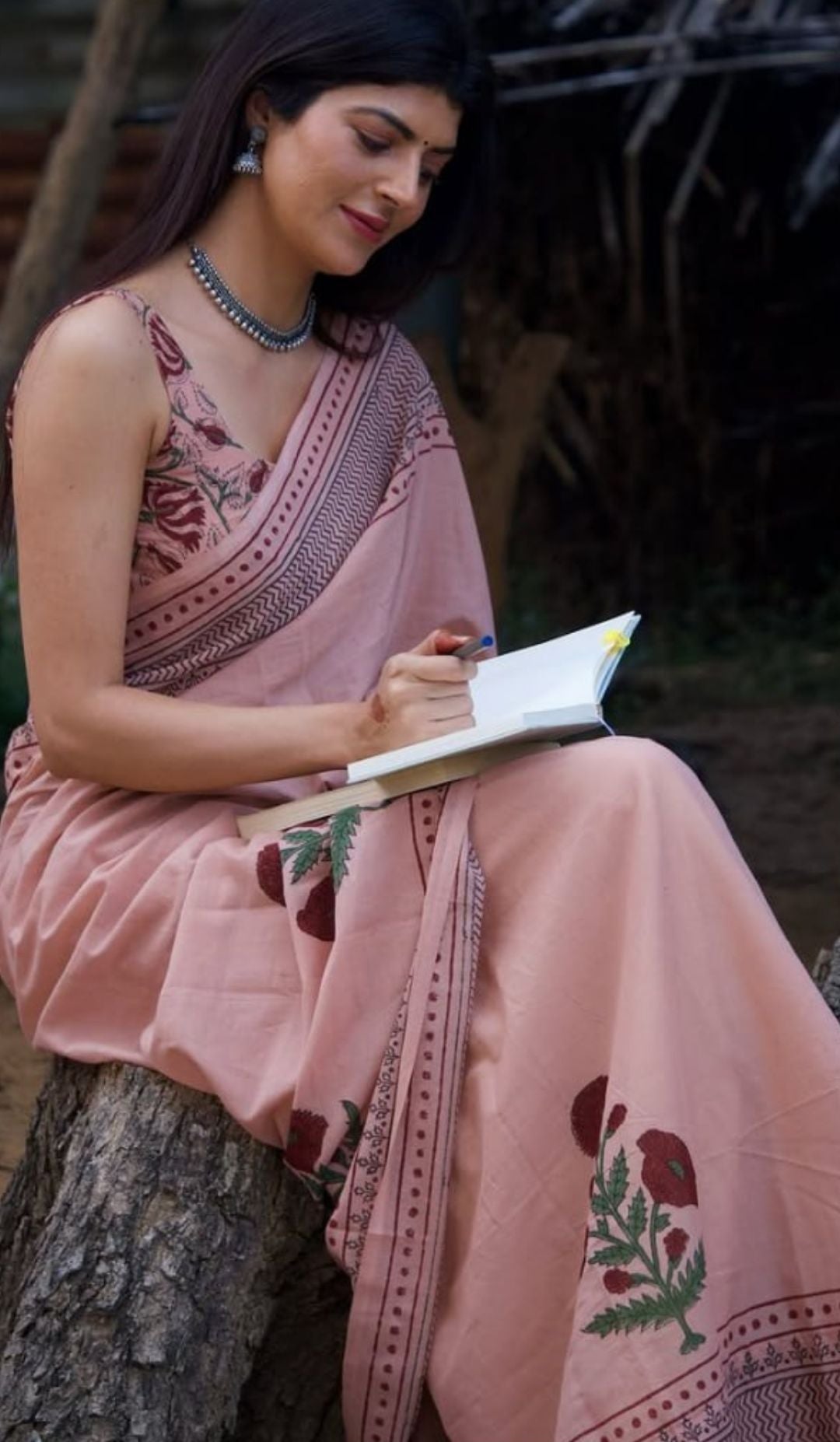 Soft Pink Floral Print Linen Cotton Saree