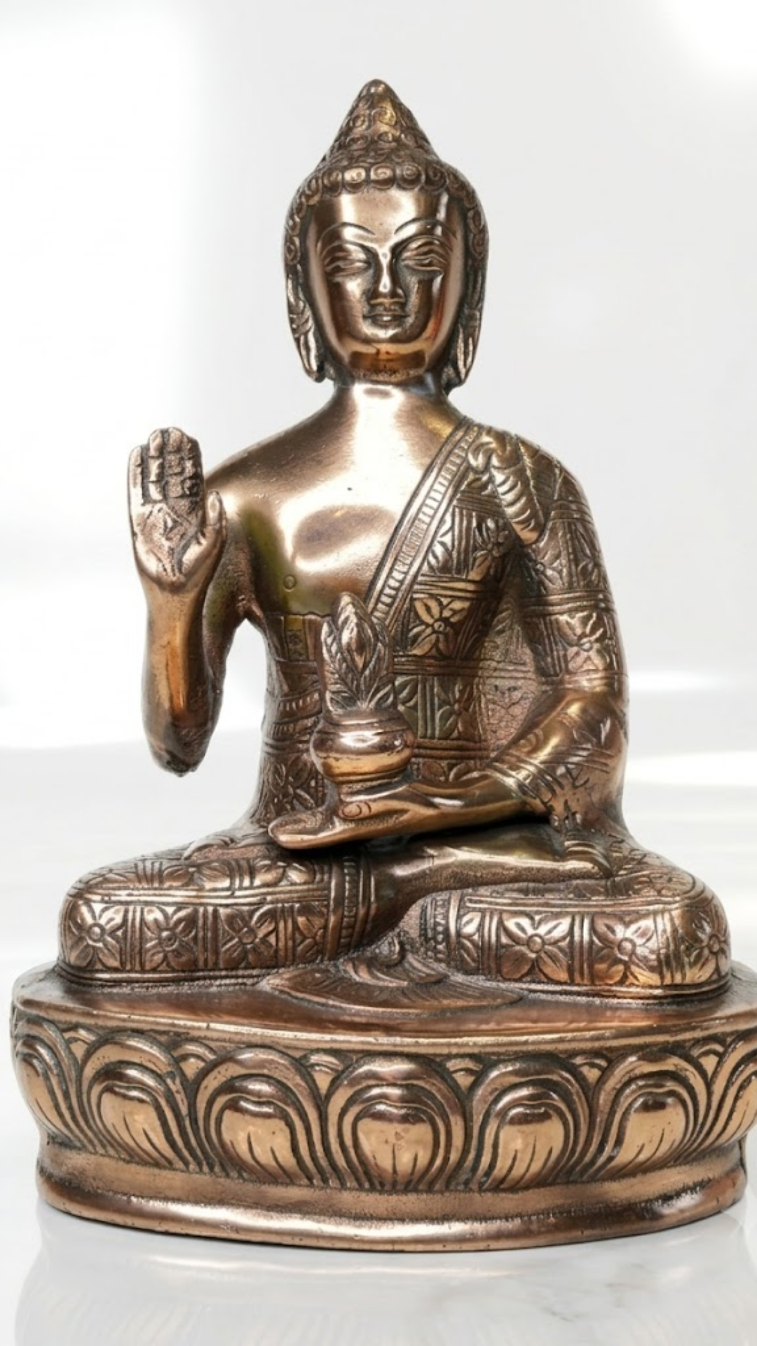 Antique Brass Buddha Statue – Meditating Buddha Idol for Home Décor & Pooja