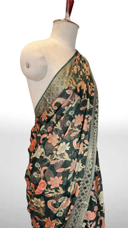 BanaraShe Dark Green Floral Printed Saree with Traditional Paisley Motifs & Green Designer Border