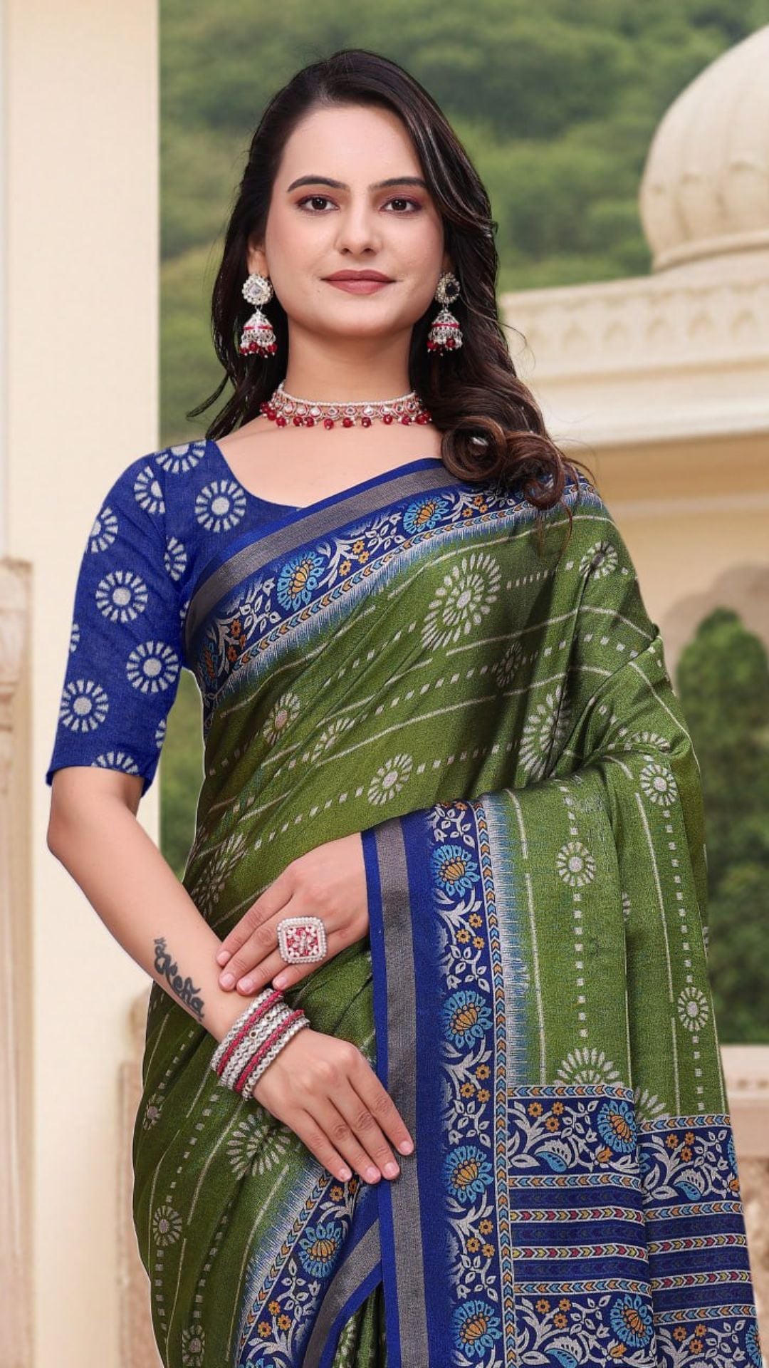 Elegant Green Mal Cotton Saree with Blue Designer Pallu & Woven Prints