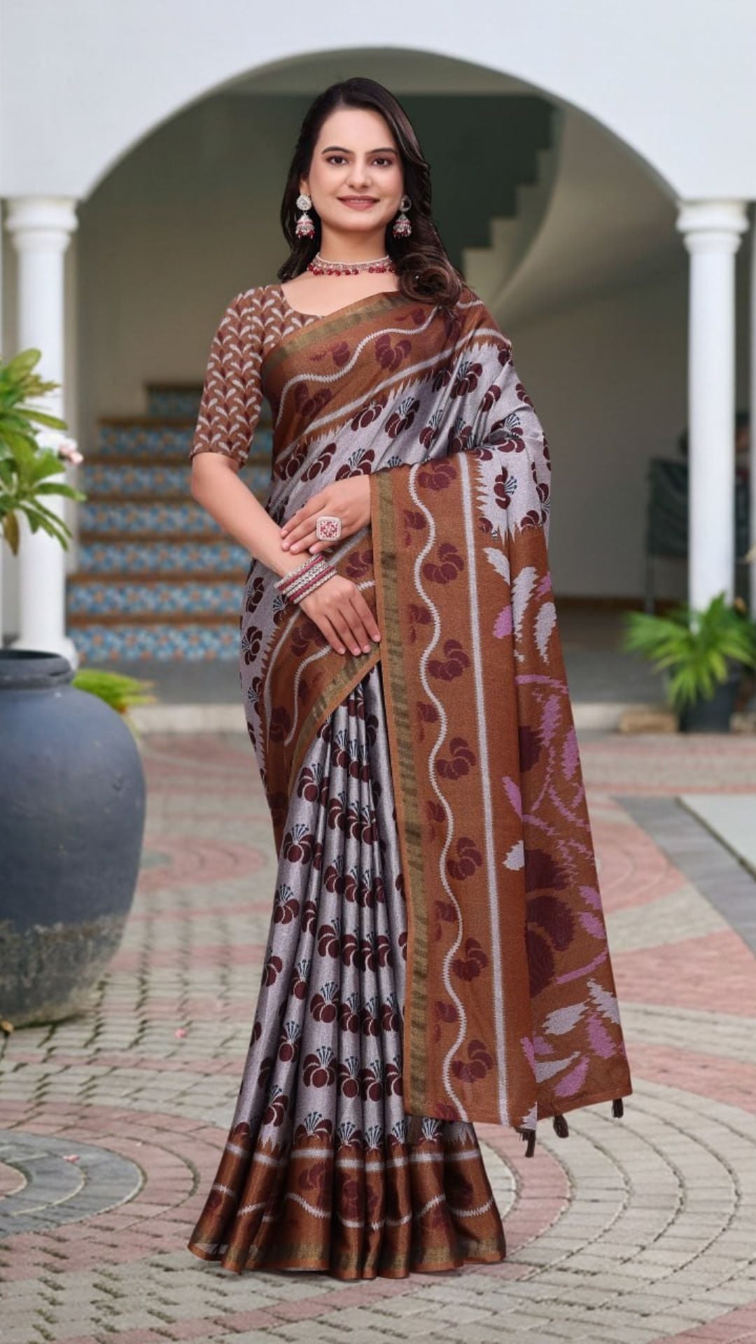 Elegant Grey & Brown Mal Cotton Saree with Woven Floral Design & Rich Pallu