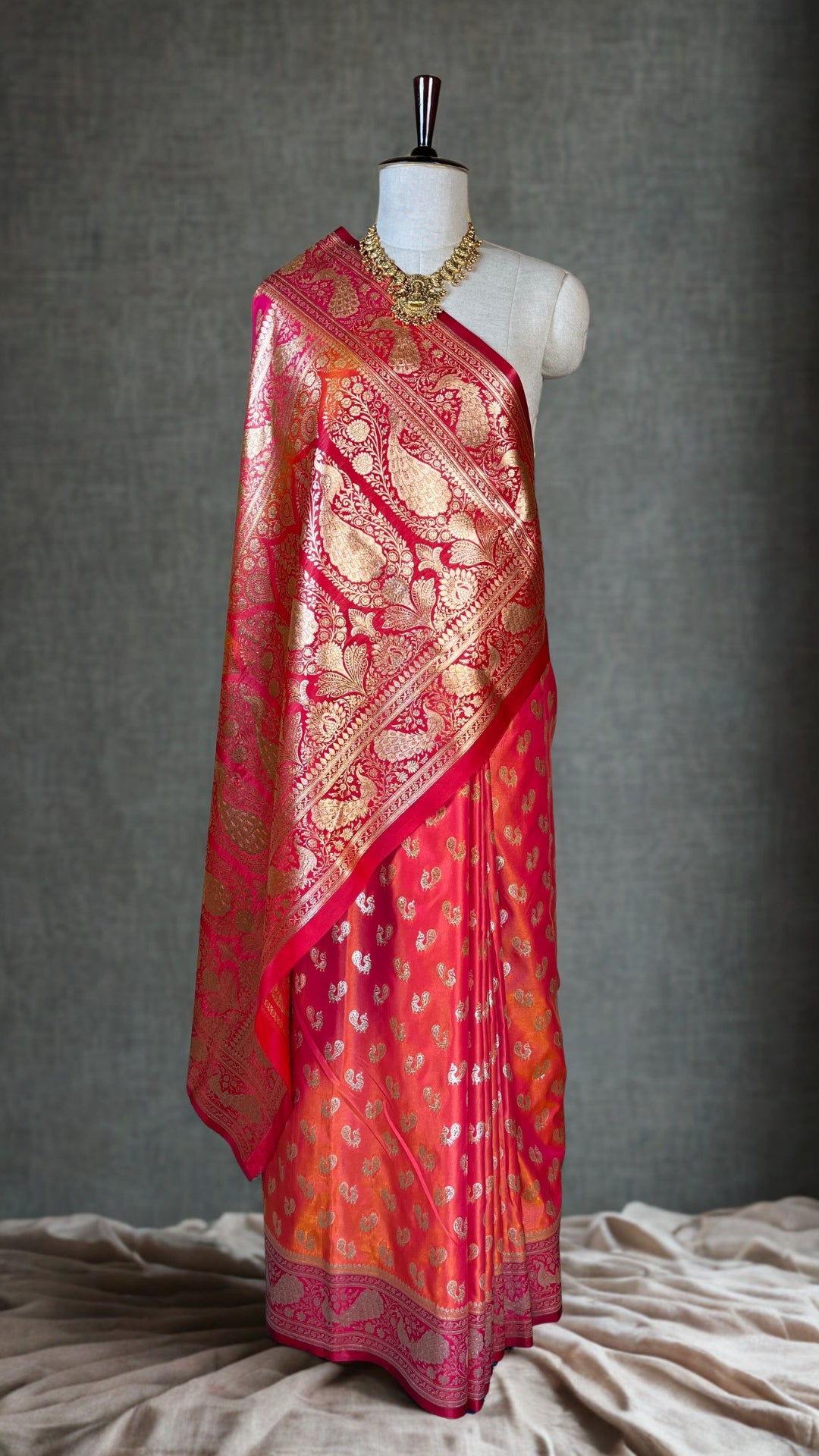 Regal Rani Pink and Orange Dual-Tone Banarasi Silk Saree with Gold Zari Paisley Weave