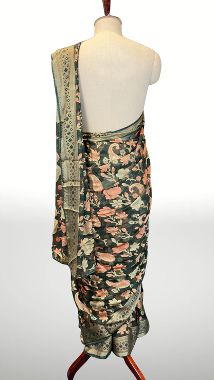 BanaraShe Dark Green Floral Printed Saree with Traditional Paisley Motifs & Green Designer Border
