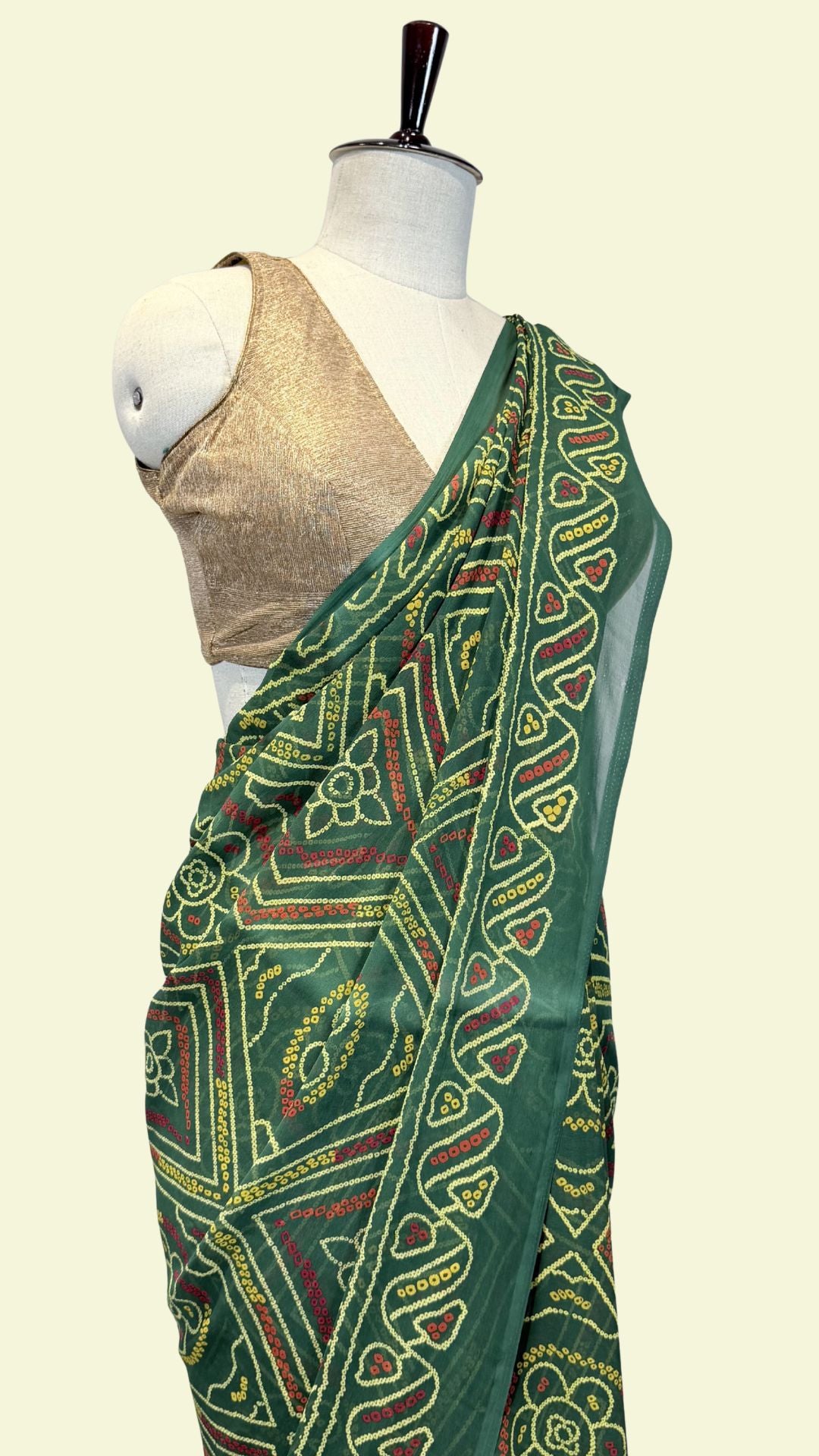 Green Geometric Printed Synthetic Saree
