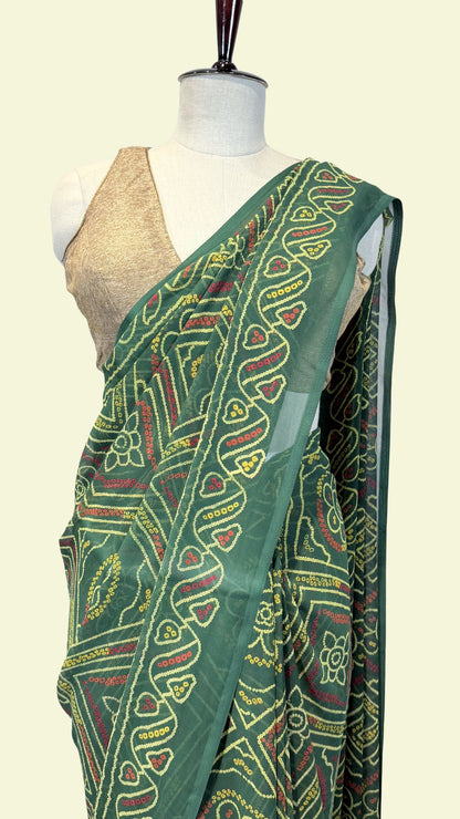 Green Geometric Printed Synthetic Saree