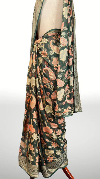 BanaraShe Dark Green Floral Printed Saree with Traditional Paisley Motifs & Green Designer Border