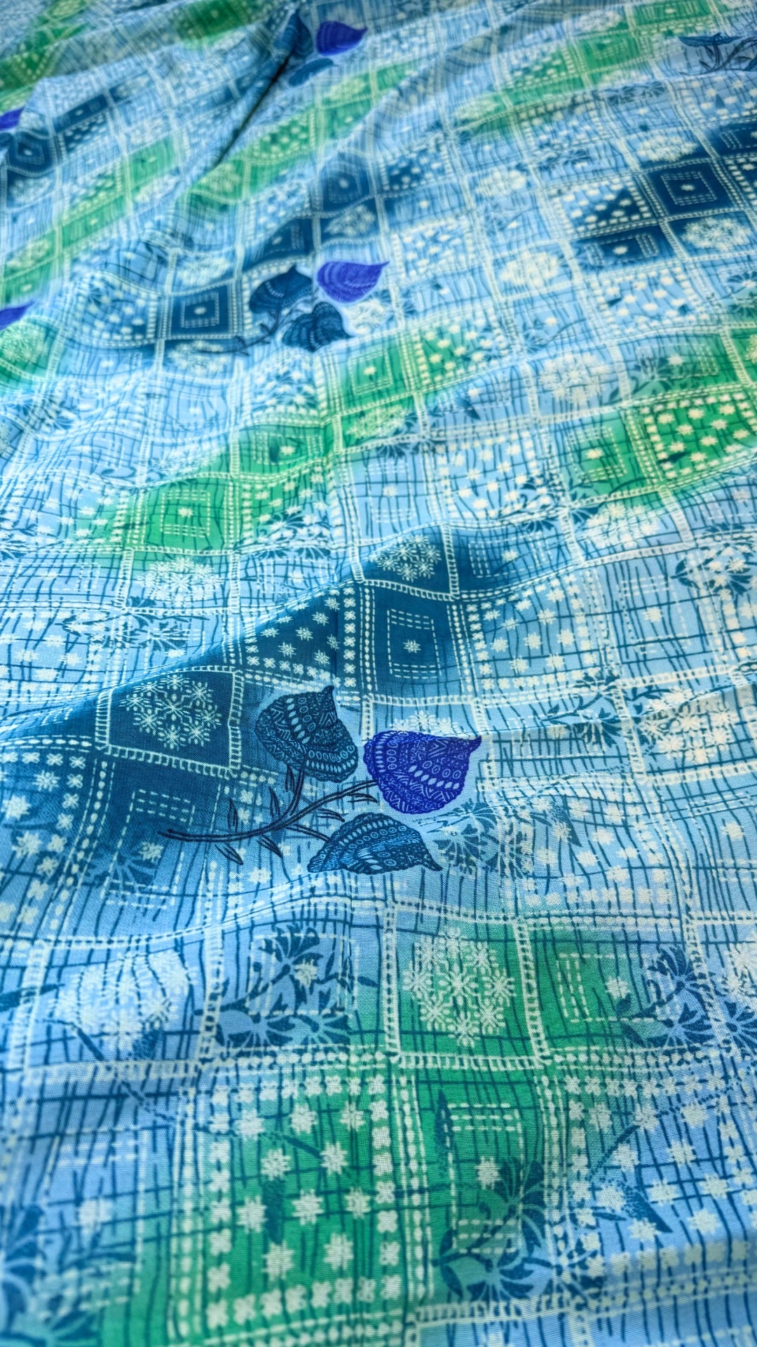 Floral Print Banarasi Georgette Saree  (Green)