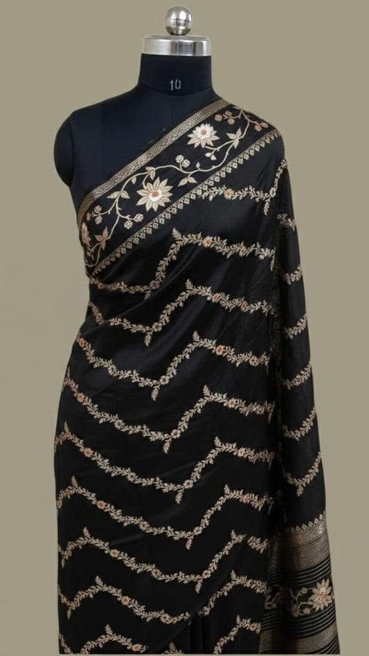 Elegant Black Banarasi Semi Chiffon Saree with Zari Laheriya Weaving & Meenakari Work