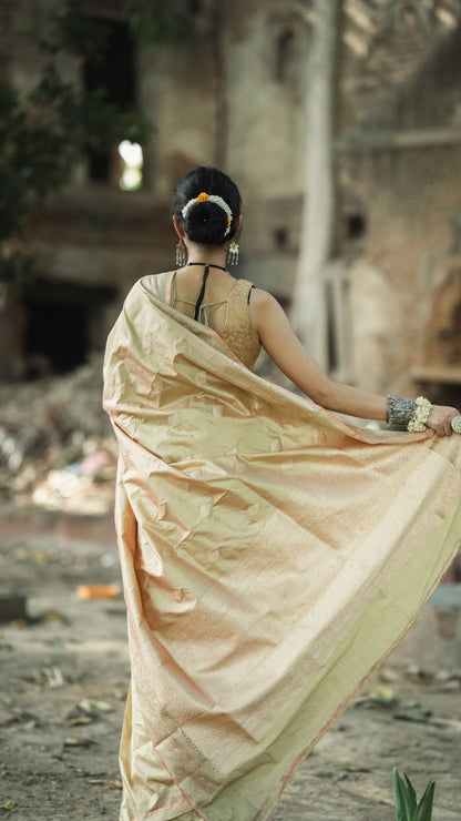 Pure Silk Handloom Kadhwa Zari Booti Saree – Golden Elegance