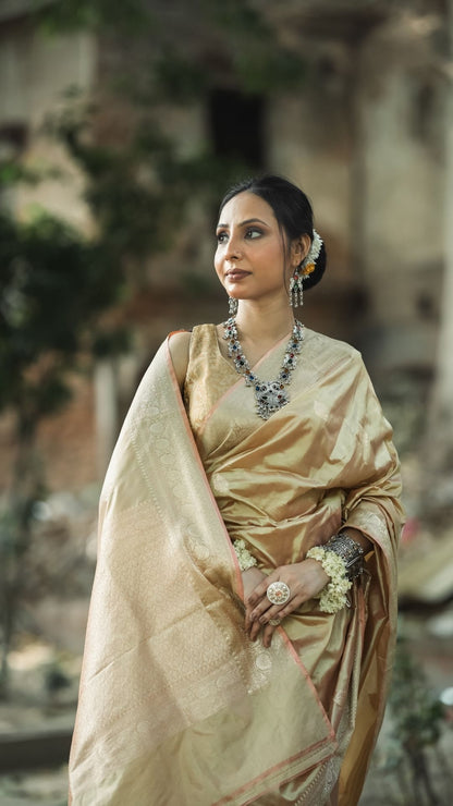 Pure Silk Handloom Kadhwa Zari Booti Saree – Golden Elegance