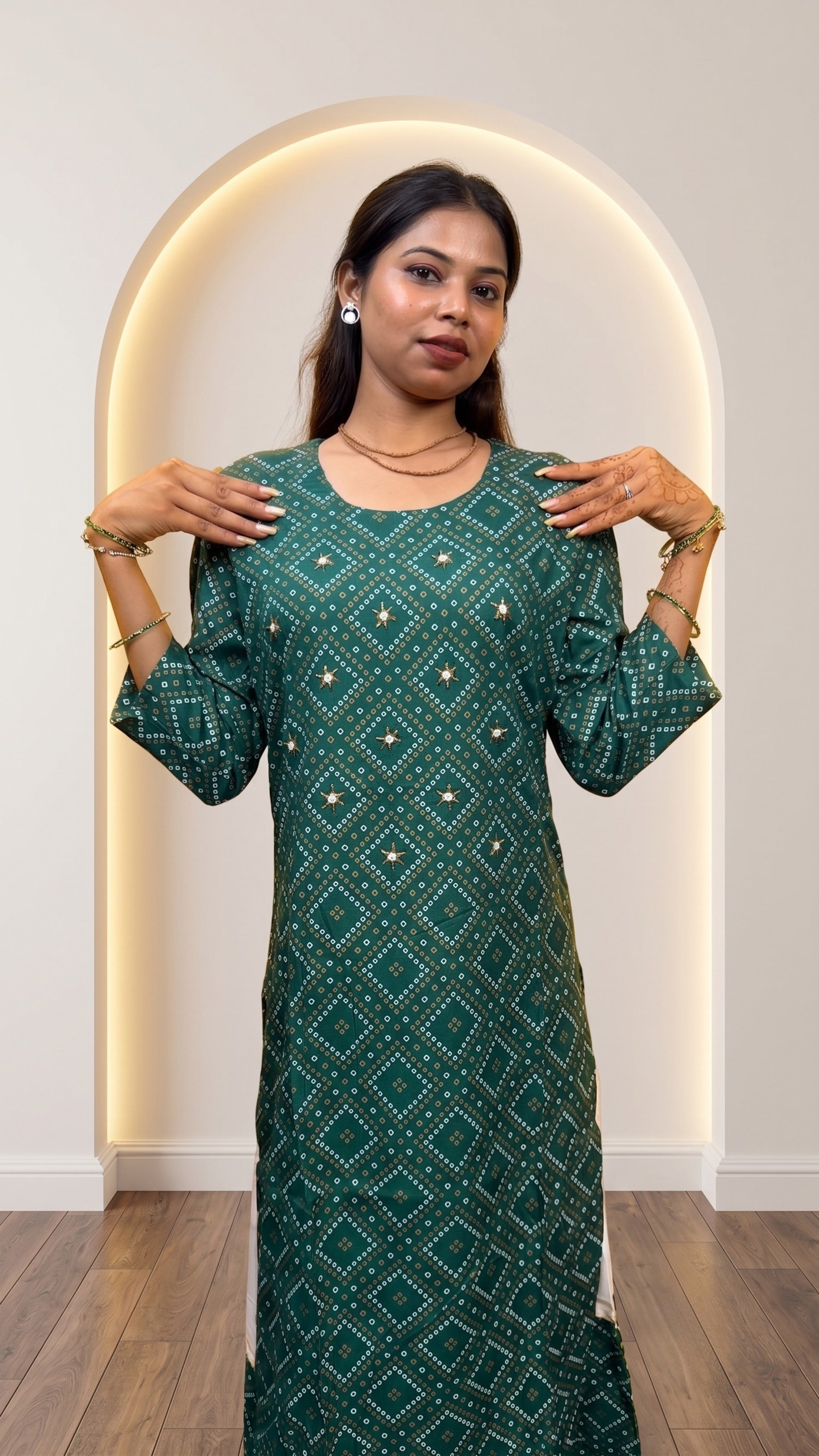 Women’s Green Soft Cotton Bandhani Printed Kurta & Sharara Set