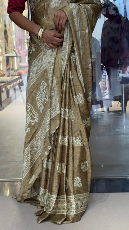 The Royal Olive Gold Saree – Traditional Elephant Motif Soft Silk