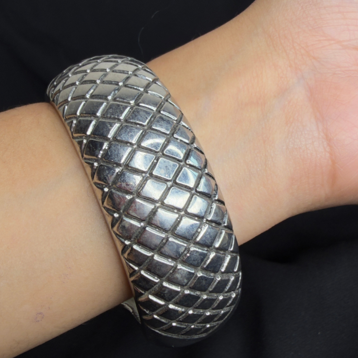  Oxidised Statement Kada  make a discreption